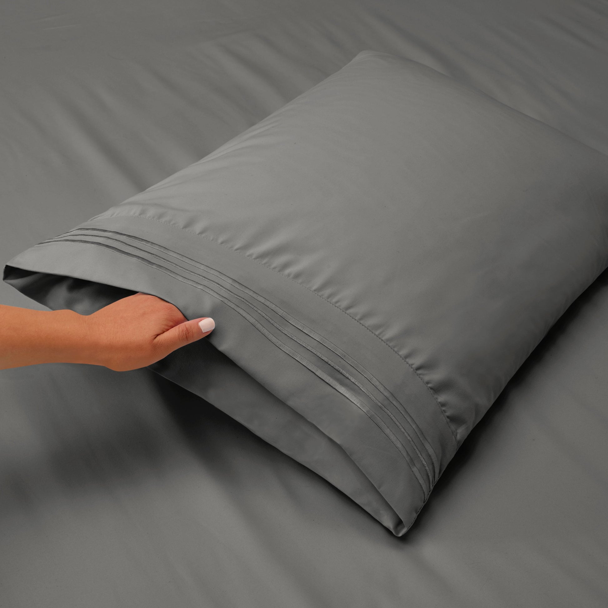 Bed Sheet Sets, 1800 Series Deep Pocket 4 Piece Bedding Set, Luxury Soft Microfiber Queen Sheet Sets, Gray