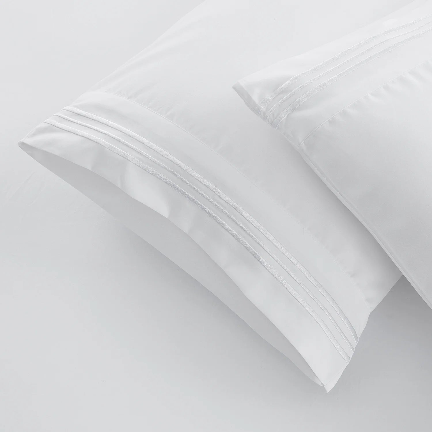 Queen White Sheet Sets, 1800 Series Deep Pocket Sheets 4 Piece, Luxury Soft Microfiber Bed Sheet Sets